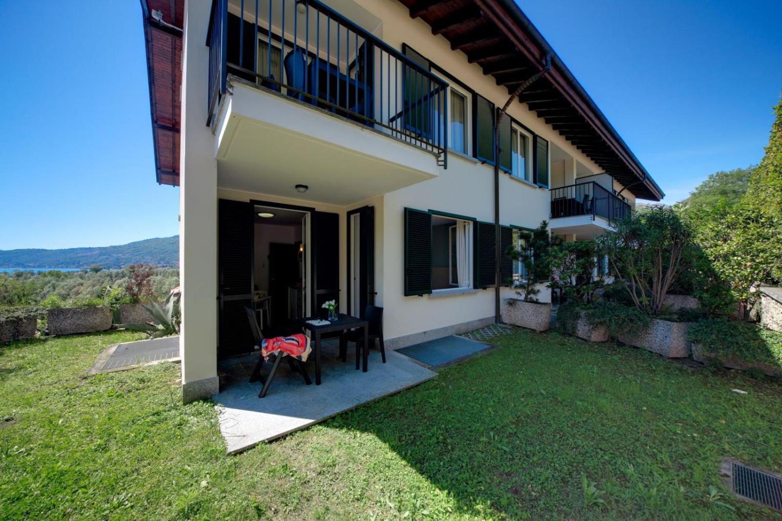 Residence Isolino Verbania Esterno foto