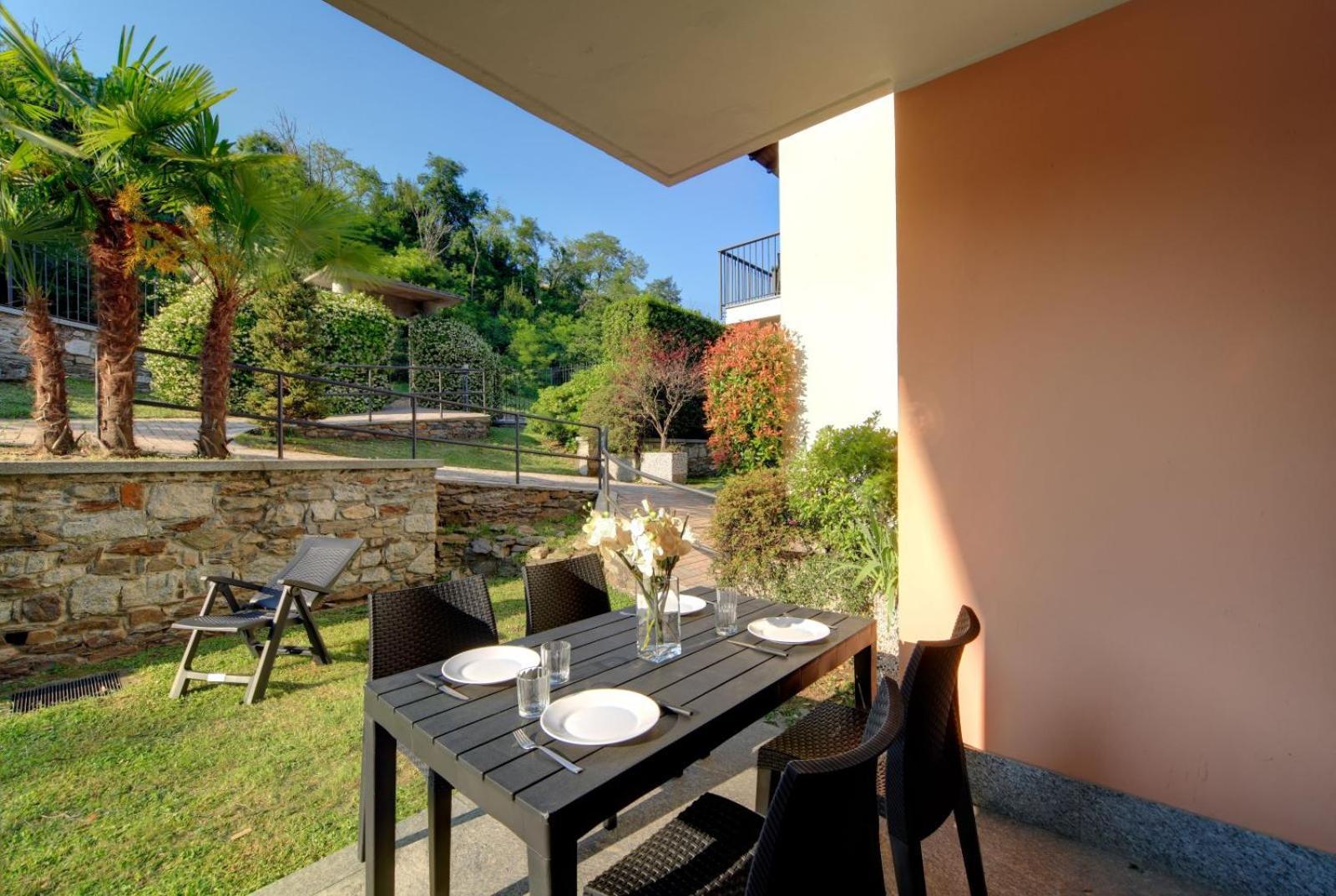 Residence Isolino Verbania Esterno foto