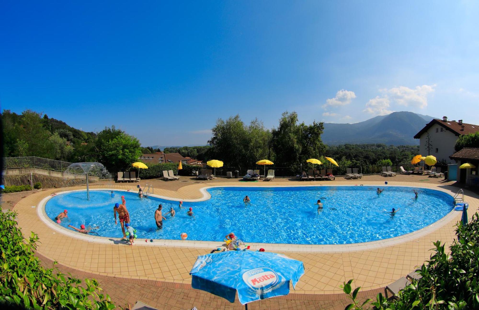 Residence Isolino Verbania Esterno foto