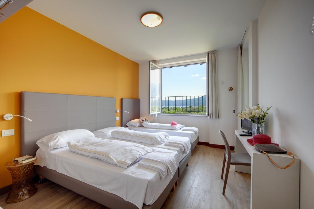 Residence Isolino Verbania Esterno foto